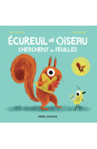 écureuil et oiseau cherchent les feuilles