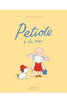 Petiote à la mer